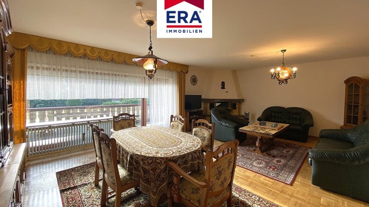 EINFAMILIENHAUS MIT EINLIEGERWOHNUNG, RUHIGE LAGE, GROSSROSSELN/KARLSBRUNN