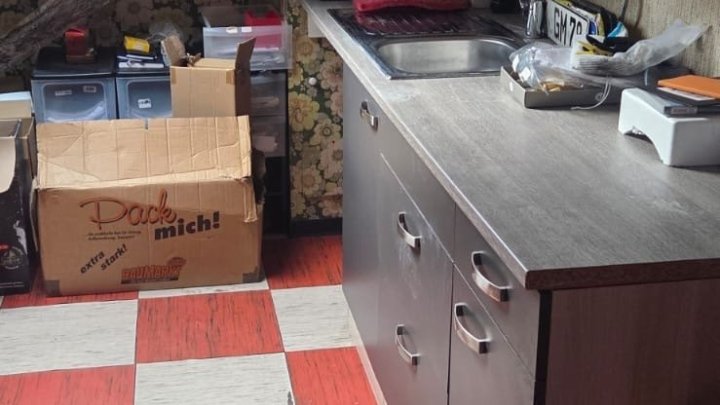 Leerstehendes 3-Familienhaus in Seitenstrasse von Völklingen-OT zu verkaufen