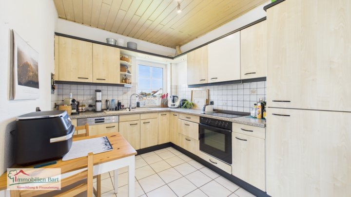 OBEN IST ES AM SCHÖNSTEN! GEPFLEGTE 86 M² WOHNUNG MIT 2 SZ!