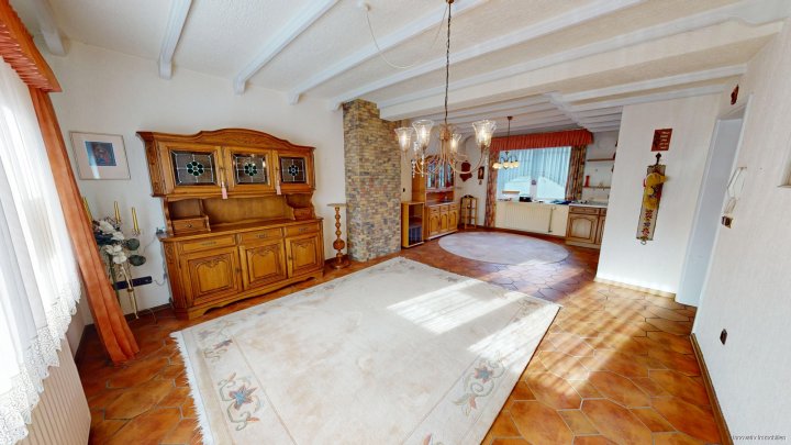 Gemütliches Stadthaus ohne Garten und zugehörigen Parkplatz sucht neue Eigentümer