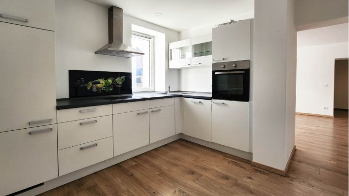 Moderne 2-Zimmer Erdgeschosswohnung mit Terrasse in Damflos