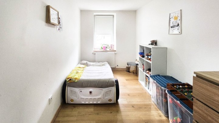 Moderne 4-Zimmer Wohnung in Damflos