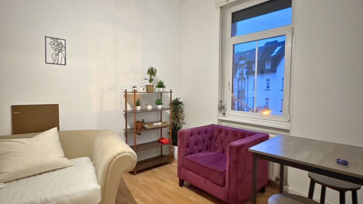 Gepflegte 4-ZKB Eigentumswohnung mit Balkon in Alt-Saarbrücken