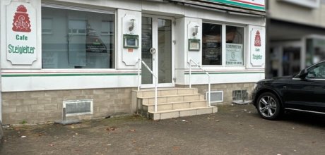 Gewerbe mit Stellplätzen