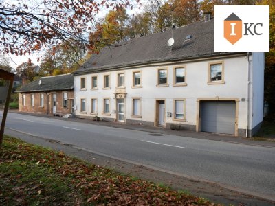 Außenansicht ehemaliges Gasthaus und Wohnhaus