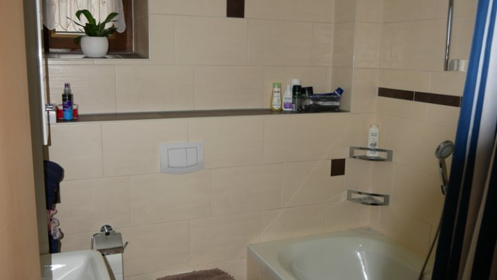 Renoviertes Einfamilienhaus in Hermeskeil – Großzügiges Familienheim mit Terrasse und großem Garten !!