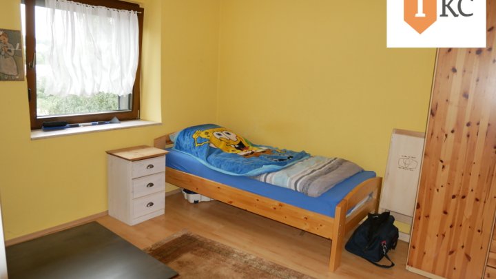 Renoviertes Einfamilienhaus in Hermeskeil – Großzügiges Familienheim mit Terrasse und großem Garten !!