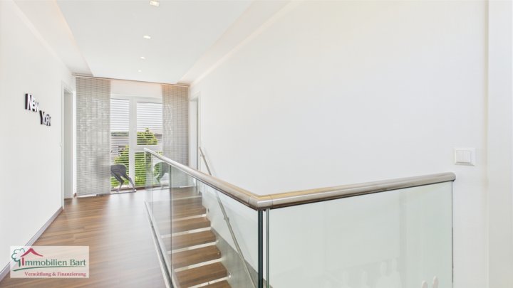 GRENZE L-WORMELDANGE: TOLLES WOHNHAUS / TOLLES GRUNDSTÜCK / 2 BÄDER / GROSSE GARAGE / TOP LAGE!