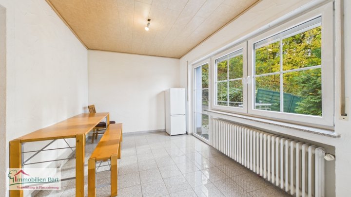 MERZIG: WOHNHAUS MIT 4 SZ AUF 15 AR!
