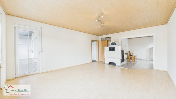 MERZIG: WOHNHAUS MIT 4 SZ AUF 15 AR!