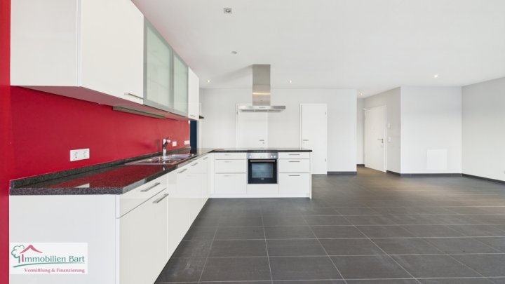 GRENZE L-REMICH: GEPFLEGTE 92 M² WOHNUNG MIT TG-STELLPLATZ