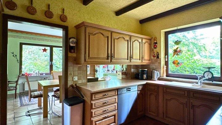 Freistehender Bungalow mit Garten + Garage - ca. 254m² Gesamtfläche