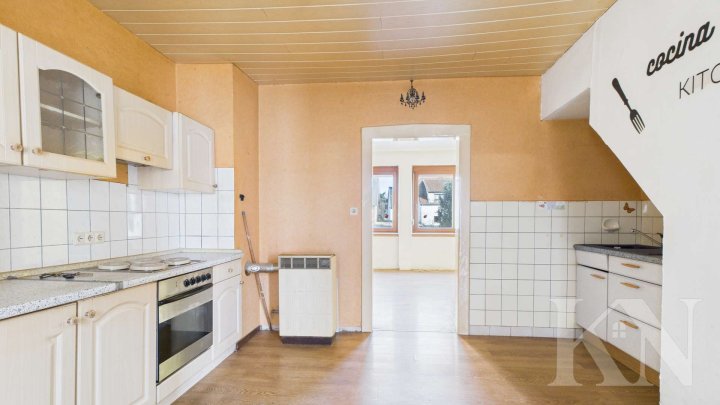 Viel Potenzial für Handwerker: Zwei Häuser in Schiffweiler