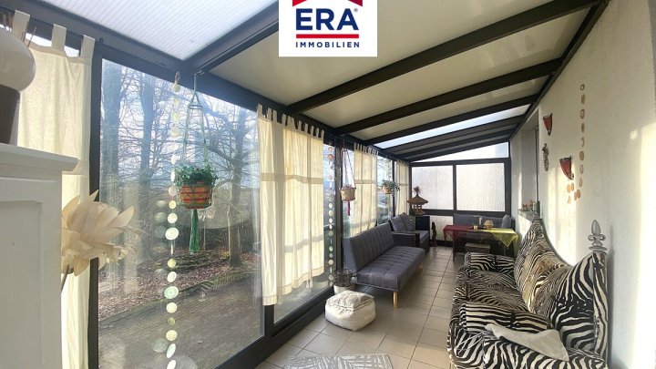 KEINE VERMITTLUNGSGEBÜHREN ! EINFAMILIENHAUS MIT POOL, RUHIGE LAGE, IN FORBACH/FR, NÄHE SB