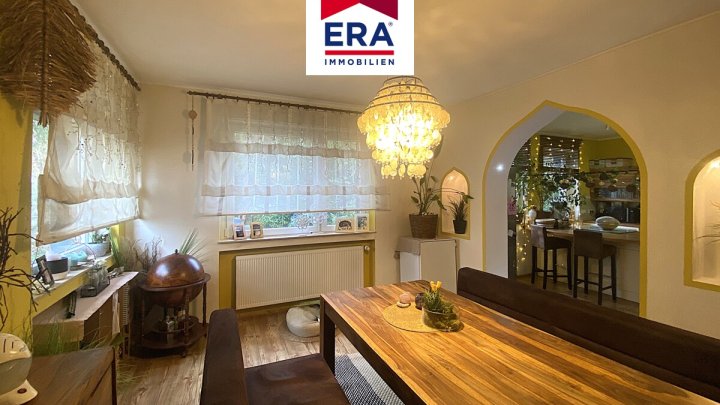 KEINE VERMITTLUNGSGEBÜHREN ! EINFAMILIENHAUS MIT POOL, RUHIGE LAGE, IN FORBACH/FR, NÄHE SB