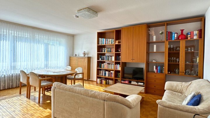 Gepflegtes 2-3 Familienhaus in Ortsmitte von Quierschied