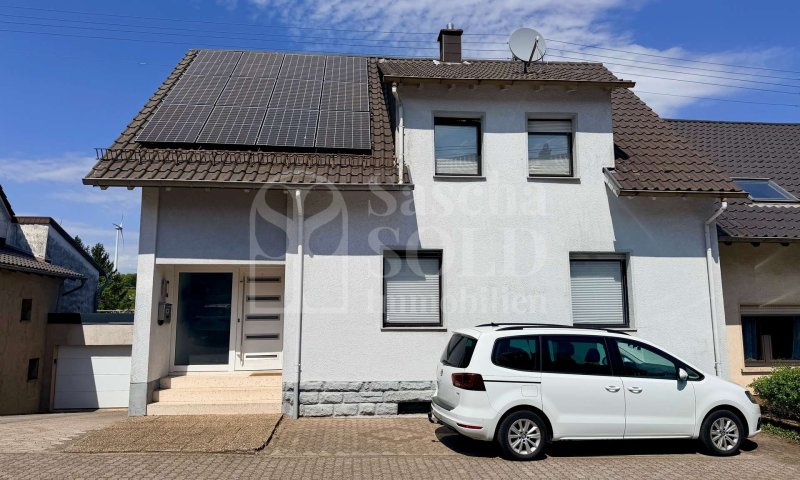 Einfamilienhaus mit 5 Zimmern und großem Garten in ruhiger Wohnlage von Eppelborn-Humes