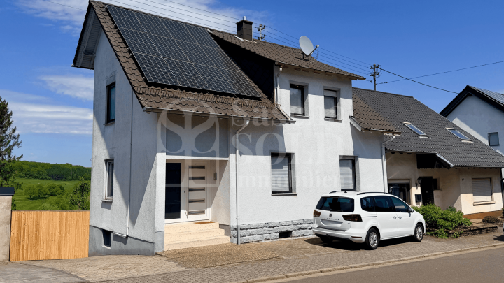 Einfamilienhaus mit 5 Zimmern und großem Garten in ruhiger Wohnlage von Eppelborn-Humes