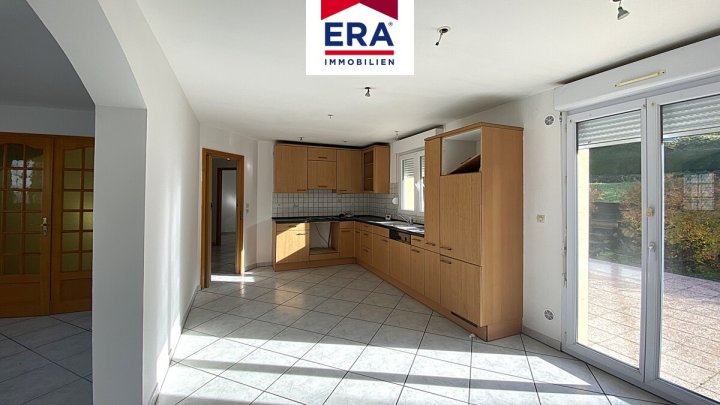 OHNE VERMITTLUNGSGEBÜHREN! FREISTEHENDES EINFAMILIENHAUS,RUHIGE LAGE IN OETING/FR, NÄHE SAARBRÜCKEN