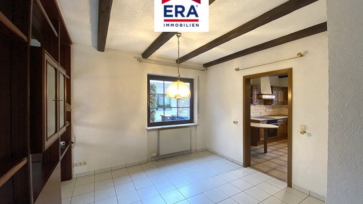 WUNDERSCHÖNER BUNGALOW, RUHIGE LAGE, IN LAUTERBACH/VÖLKLINGEN !