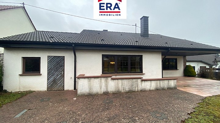 WUNDERSCHÖNER BUNGALOW, RUHIGE LAGE, IN LAUTERBACH/VÖLKLINGEN !