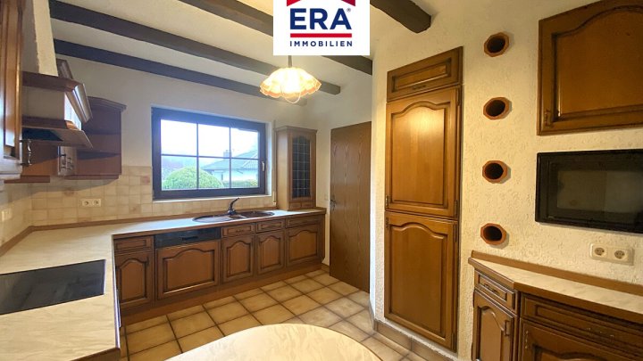 WUNDERSCHÖNER BUNGALOW, RUHIGE LAGE, IN LAUTERBACH/VÖLKLINGEN !