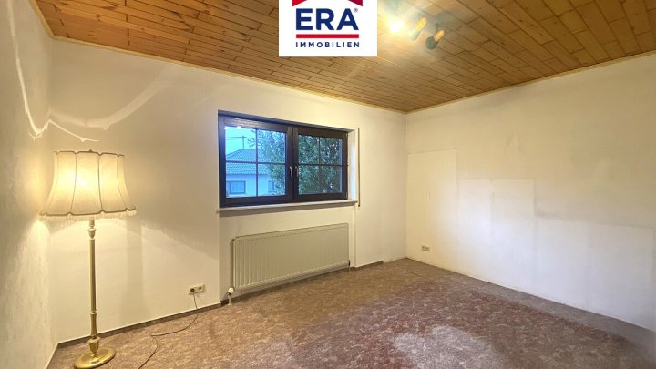 WUNDERSCHÖNER BUNGALOW, RUHIGE LAGE, IN LAUTERBACH/VÖLKLINGEN !