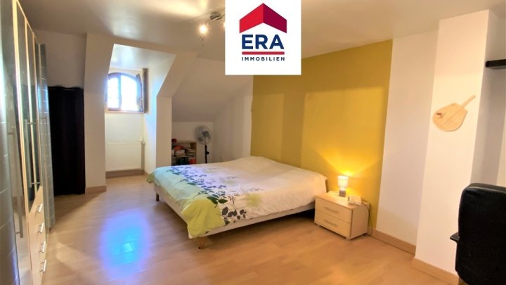 ZWEIFAMILIENHAUS MIT PFERDEHALTUNG-GAUBIVING/FR NÄHE SAARBRÜCKEN