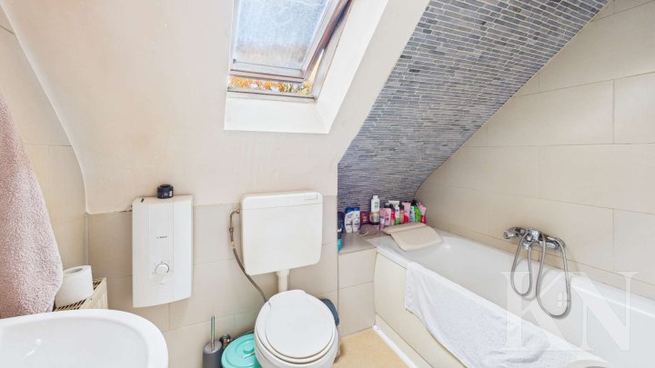 8,79 % Rendite, Solides 4-Familienhaus in Oberthal