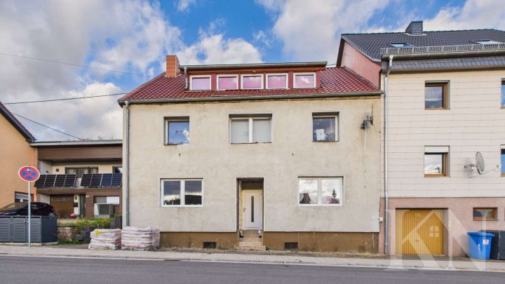 8,79 % Rendite, Solides 4-Familienhaus in Oberthal