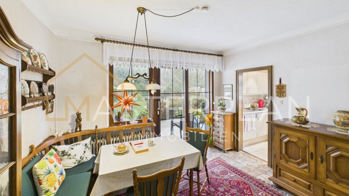 Freistehendes Dreifamilienhaus in ruhiger Lage