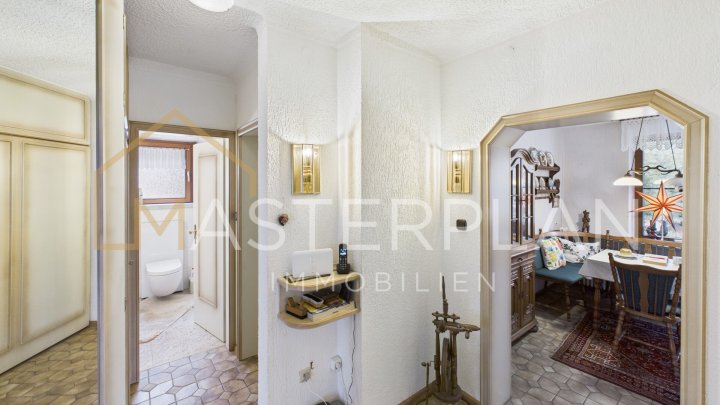 Freistehendes Dreifamilienhaus in ruhiger Lage