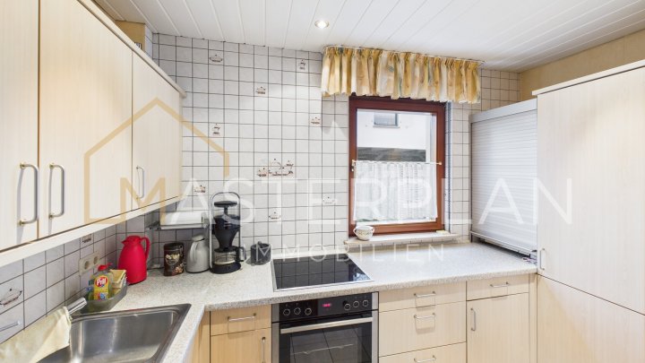 Freistehendes Dreifamilienhaus in ruhiger Lage