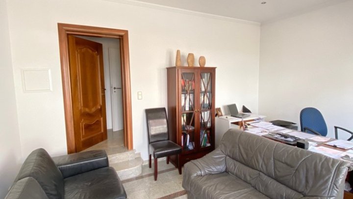 Luxuriöses saniertes 4-FH + Büro in zentraler Lage nahe Saarlouis