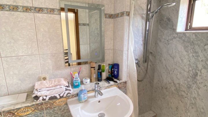 Luxuriöses saniertes 4-FH + Büro in zentraler Lage nahe Saarlouis