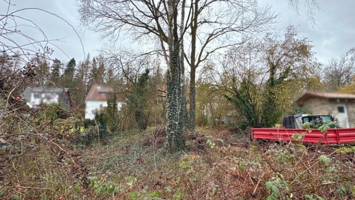 Schönes Baugrundstück in Dudweiler-Süd, ruhig am Ende einer Sackgasse