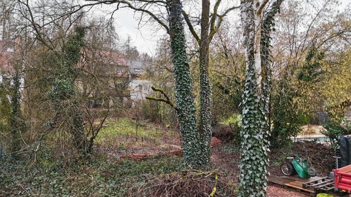 Schönes Baugrundstück in Dudweiler-Süd, ruhig am Ende einer Sackgasse