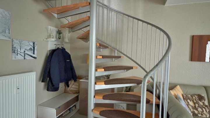 Gut vermietete 3-ZKB Maisonette-Wohnung mit Dachterrasse + Stellplatz