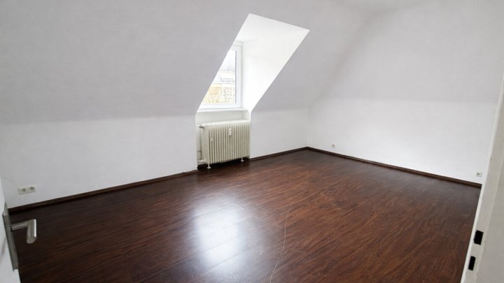 3-Zimmer-Dachgeschosswohnung in sehr guter Innenstadtlage