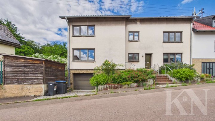 Ein-Zweifamilienhaus mit Einliegerwohnung