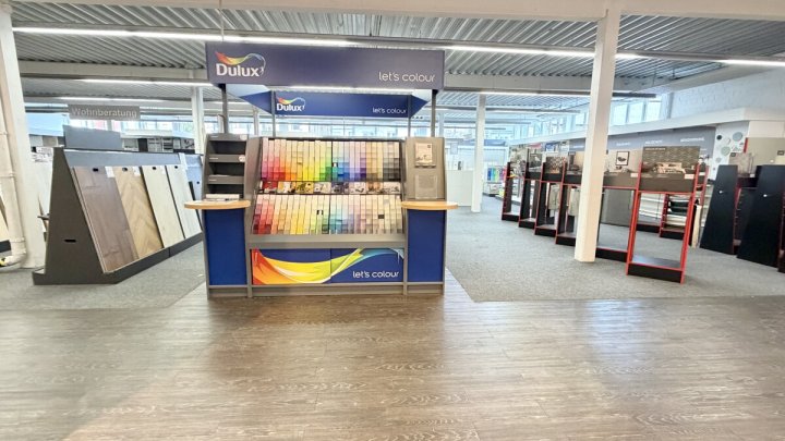 Großflächige Gewerbeimmobilie mit Entwicklungspotenzial-ehemaliger Fachmarkt auf 4.255 m² Grundstück