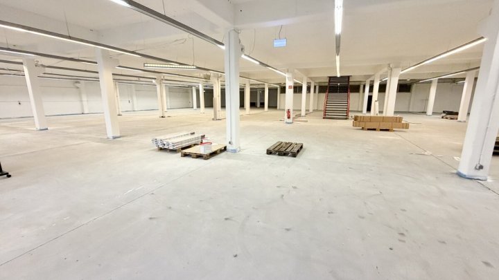 Großflächige Gewerbeimmobilie mit Entwicklungspotenzial-ehemaliger Fachmarkt auf 4.255 m² Grundstück