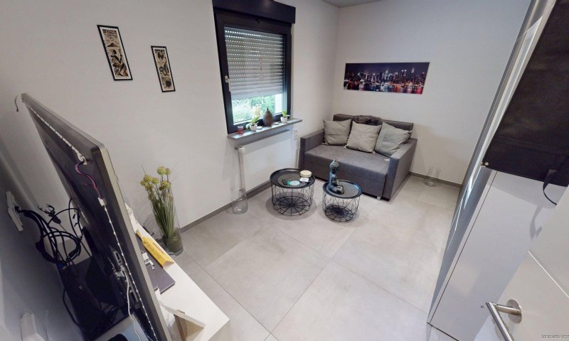 Modernes Generationenhaus mit der Option 2 Wohnungen und Garage mit Gartendurchfahrt