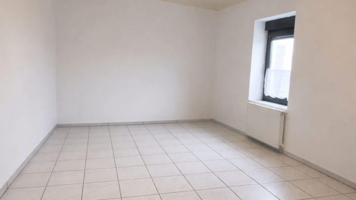 Großzügiges 1-2 Familienhaus mit freiem Ausblick