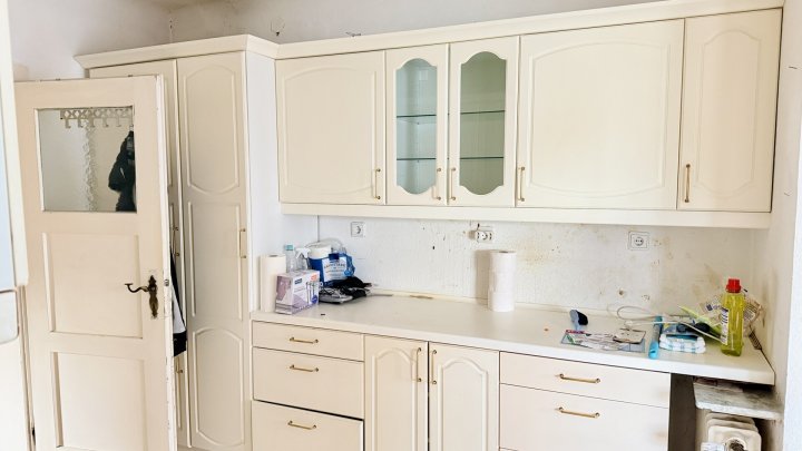 Doppelhaushälfte in Bestlage von Saarlouis mit Doppelgarage und schönem Grundstück zu verkaufen