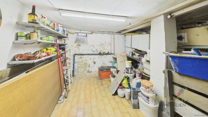 Schickes Einfamilienhaus mit 6 ZKB und Garten zu verkaufen