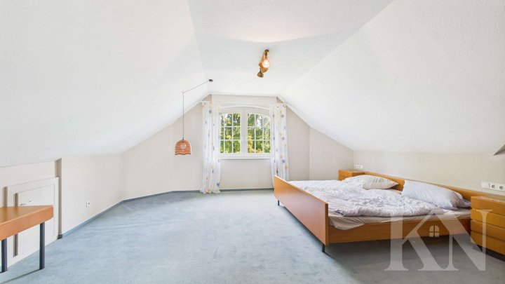 Ihr Wohntraum in Altenkessel – Ein,- bis Dreifamilienhaus mit Potenzial für bis zu 4 Wohneinheiten!