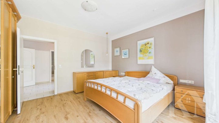 Ihr Wohntraum in Altenkessel – Ein,- bis Dreifamilienhaus mit Potenzial für bis zu 4 Wohneinheiten!