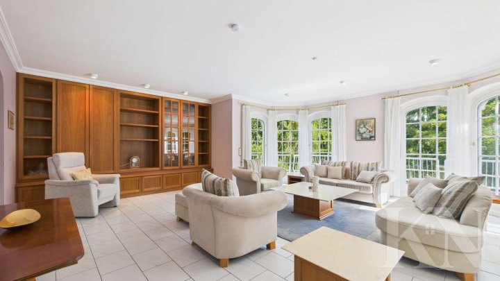 Ihr Wohntraum in Altenkessel – Ein,- bis Dreifamilienhaus mit Potenzial für bis zu 4 Wohneinheiten!