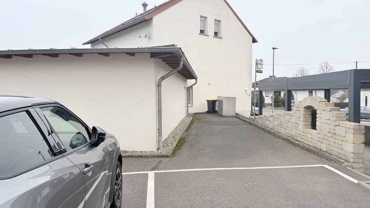 Attraktive Gewerbeeinheit in zentraler Lage von Siersburg zu vermieten